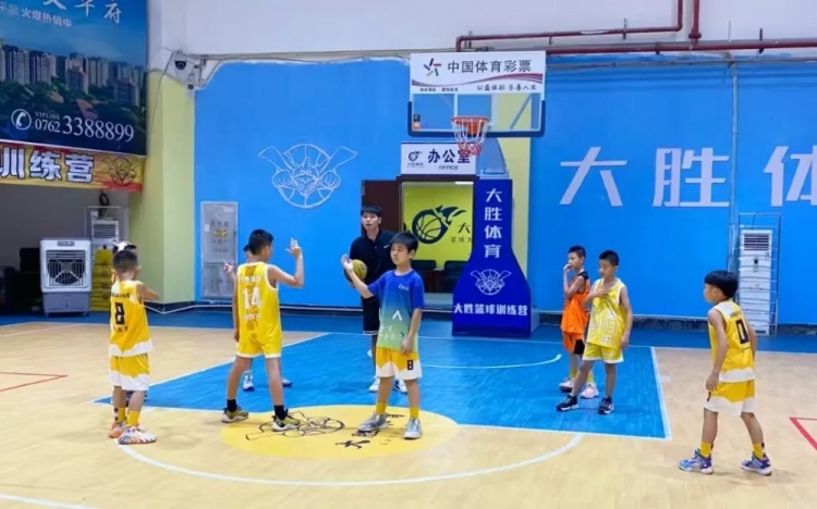 廣東河源體彩少兒籃球培訓(xùn)班：結(jié)營(yíng)不散場(chǎng)，夢(mèng)想正啟航